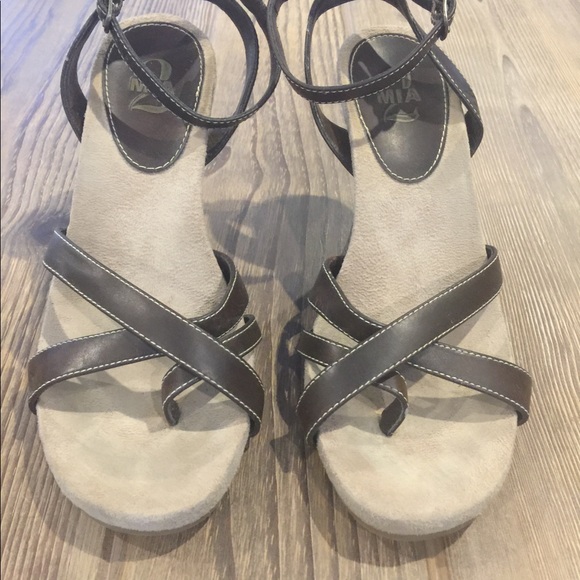 Mia 2 Heeled Sandal - Brown - Picture 2 of 4